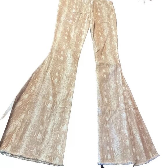 Bell-Bottom Flared Pants By Saints & Hearts In pink snake Pattern - Picture 5 of 10